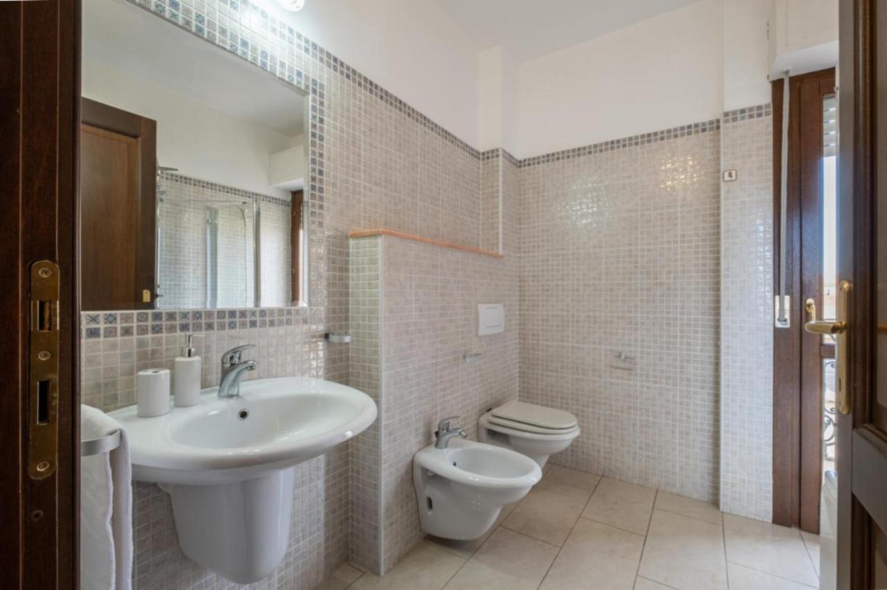 Dimoras Ampio Appartamento Centrocitta Olbia Exteriér fotografie